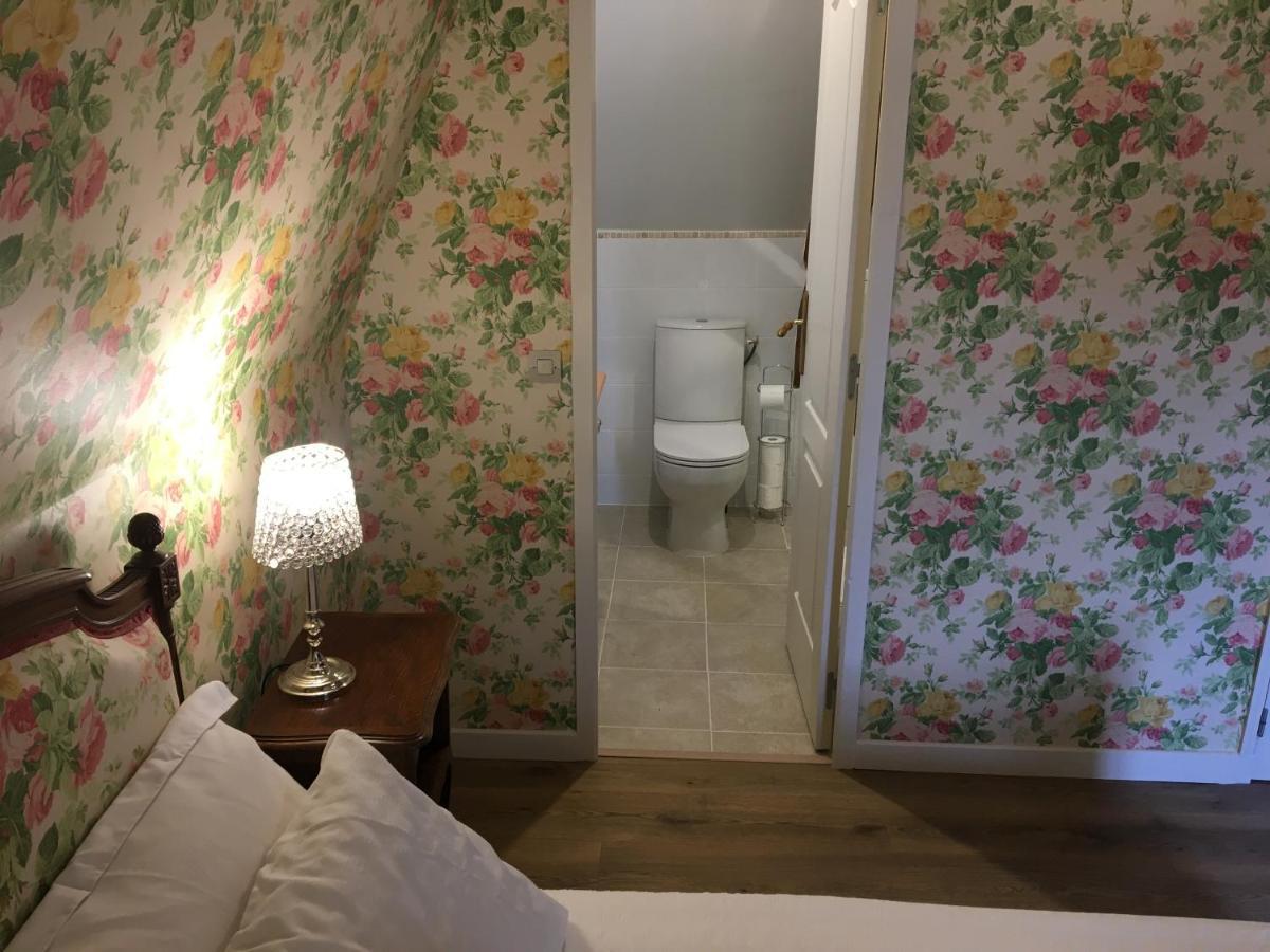 Вилла La Tuilerie Grange (Adults Only) Ле-Бюг Экстерьер фото