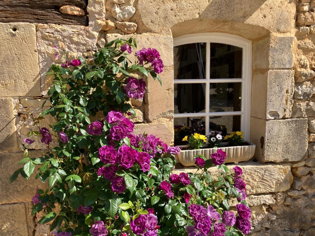Вилла La Tuilerie Grange (Adults Only) Ле-Бюг Экстерьер фото